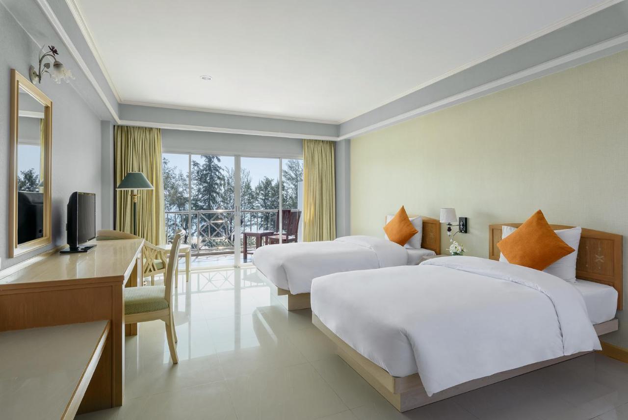 Seapine Beach Golf And Resort Hua Hin Ban Khao Takiap Exterior photo